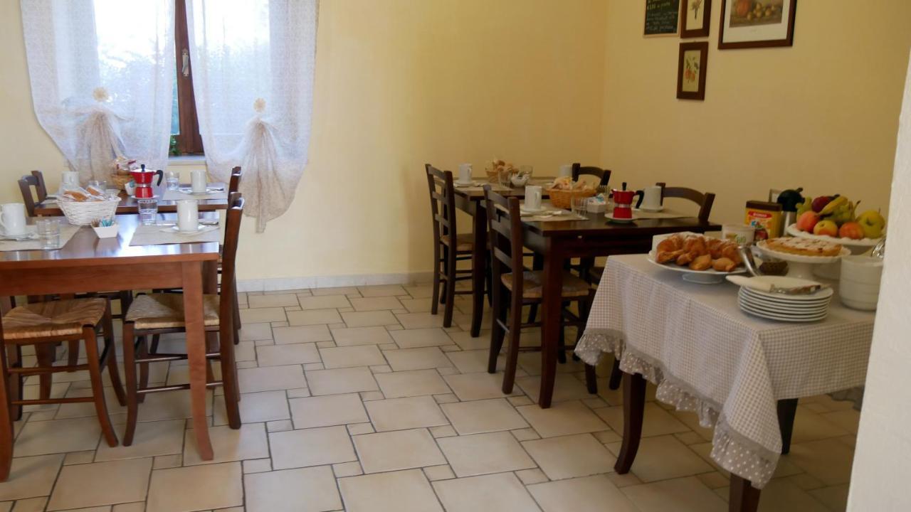 B&B Del Viale Bacu Abis Buitenkant foto